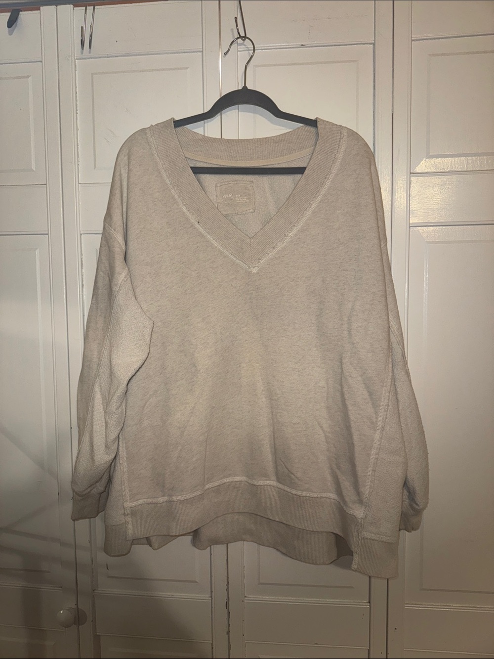 Aerie Vacay Every Day V Neck Sweatshirt